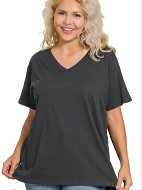 Zenana Outfitters Black V-Neck Short Sleeve Tee. Never worn.